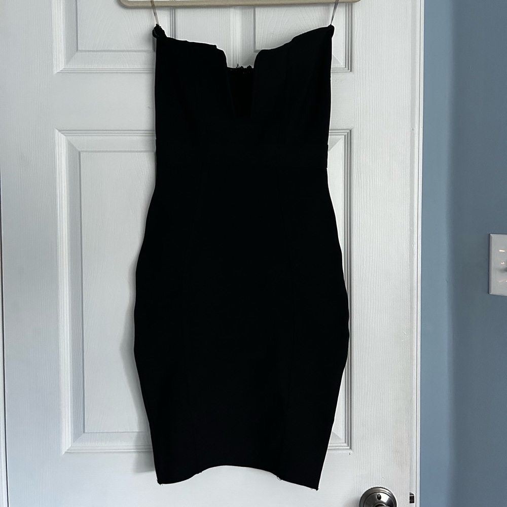 Unique Neckline Bandage Dress